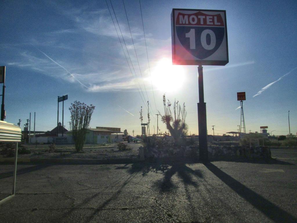 Motel 10 ローズバーグ エクステリア 写真